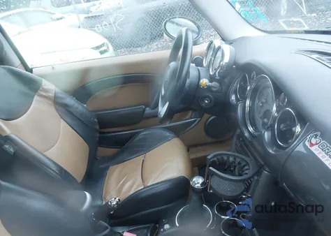 2006 Mini Cooper S из США, поврежденный, VIN WMWRE33516TL17436